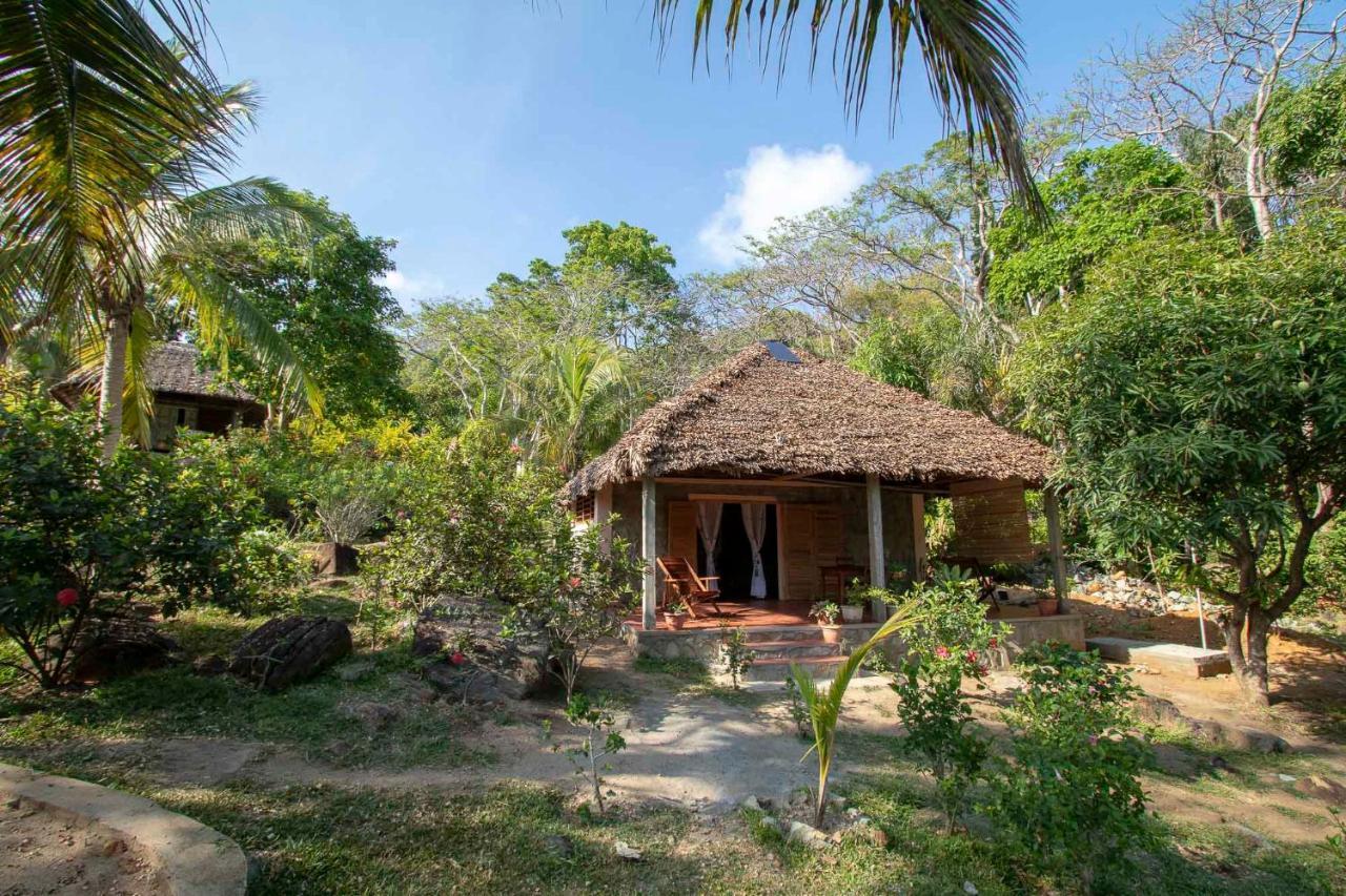Bed and Breakfast Les Jardins D'Ankify Andimaka Zewnętrze zdjęcie